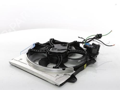 Used Electronic module Electronic module PEUGEOT 208 II (UB_, UP_, UW_, UJ_) 1.2 Hybrid 100 (101 hp) 40584155 40584155