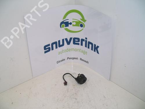 Andre PEUGEOT 5008 (0U_, 0E_) 1.6 HDi (112 hp) 21110453