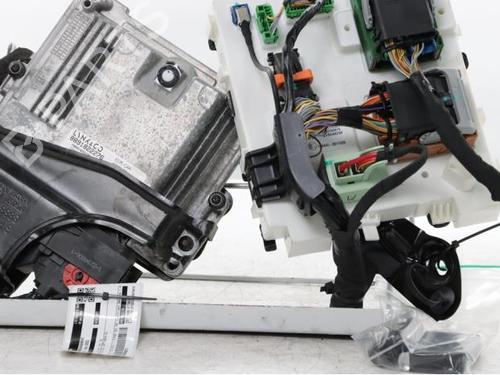 Used Engine control unit (ECU) Engine control unit (ECU) LYNK & CO 01 PHEV (261 hp) 34563041 34563041
