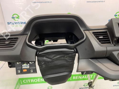 Instrumentbræt RENAULT TRAFIC III Van (FG_) 2.0 dCi 130 (FGMY) | BP25449888C46 