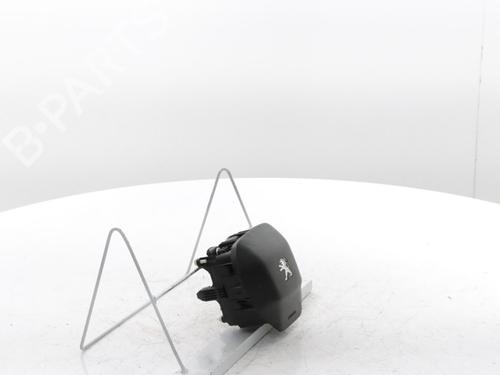 Førerens kollisjonspute PEUGEOT 3008 II SUV (MC_, MR_, MJ_, M4_) 1.2 THP/ PureTech 130 (MRHNSM, MRHNSU, MRHNSJ, MRHNYW,... | BP30812578C9