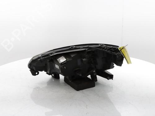 Right headlight RENAULT CLIO V (B7_) 1.0 SCe 65 (B7MG) | BP29640557C29