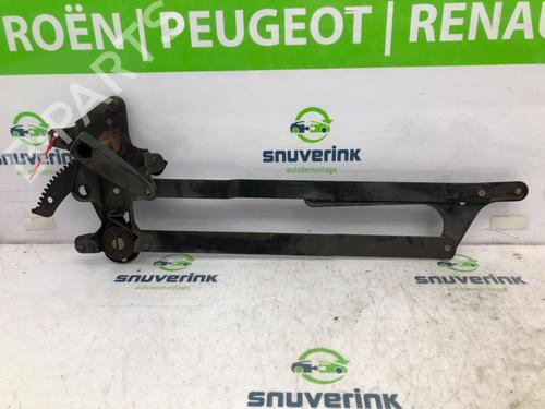 Used Front right window mechanism Front right window mechanism 12141658 12141658
