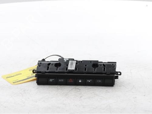 Used Warning switch Warning switch DACIA DUSTER (HM_) 1.3 TCe 130 (HMMF) (131 hp) 29426293 29426293