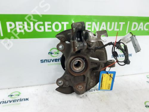 Used Right front steering knuckle Right front steering knuckle PEUGEOT 3008 II SUV (MC_, MR_, MJ_, M4_) 1.2 THP/ PureTech 130 (MRHNSM, MRHNSU, MRHNSJ, MRHNYW,... (131 hp) 26279471 26279471