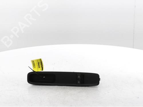 switch-dacia-sandero-iii-2021-33696364 main image