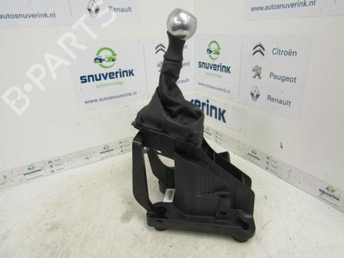 Used Shift knob PEUGEOT 308 I (4A_, 4C_) 1.6 16V (120 hp) 10790888
