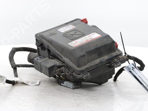 Used Fuse box Fuse box 34567596 34567596