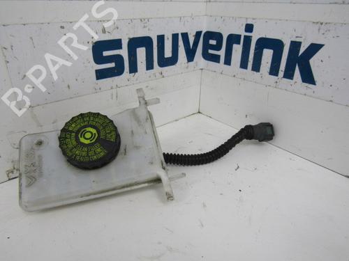 Used Brake fluid reservoir PEUGEOT 308 SW II (LC_, LJ_, LR_, LX_, L4_) 1.6 BlueHDi 120 (120 hp) 23122243