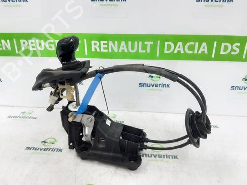 Used Shift knob PEUGEOT 208 I (CA_, CC_) 1.2 VTI 82 (82 hp) 16171575