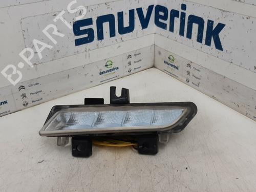 Used Left daytime light Left daytime light 10799541 10799541