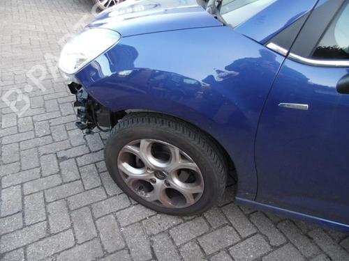 Front left seatbelt CITROËN C3 II (SC_) 1.2 VTi 82 | BP40588370I26 - Image 24