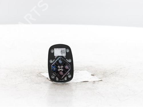 antennabase-vw-t-roc-a11-d11-2017-38408955 main image