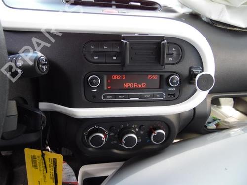 Headlight switch RENAULT TWINGO III (BCM_, BCA_) 1.0 SCe 70 | BP40576893I24 - Image 24