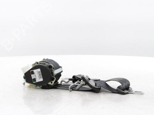 rear-center-seatbelt-dacia-sandero-ii-2012-30757773 main image