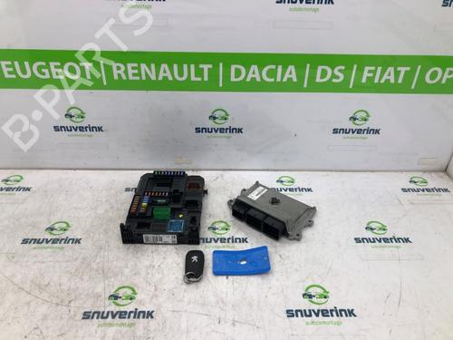 Used Engine control unit (ECU) Engine control unit (ECU) 18869648 18869648