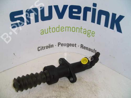 Used Clutch slave cylinder PEUGEOT 807 (EB_) 2.2 (158 hp) 13188346