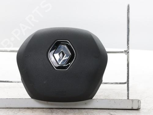 driver-airbag-renault-megane-iv-grandtour-k9amn_-2016-36538924 main image