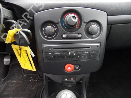 Electronic module RENAULT CLIO III (BR0/1, CR0/1) 1.2 16V (BR02, BR0J, BR11, CR02, CR0J, CR11) | BP40571509M83 - Image 29