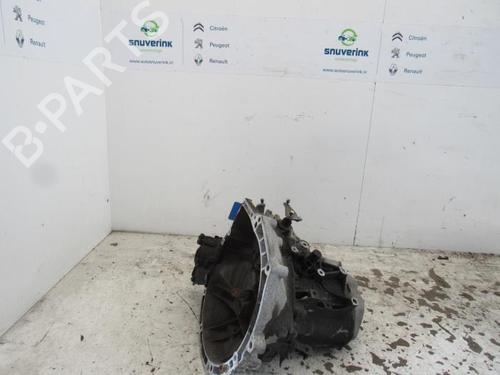 Used Gearbox Gearbox PEUGEOT 208 I (CA_, CC_) 1.2 VTI 82 (82 hp) 40567137 40567137