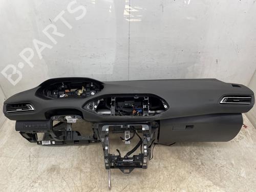 Cruscotto Cruscotto PEUGEOT 308 SW II (LC_, LJ_, LR_, LX_, L4_) 1.2 THP 130 (131 hp) 34566120 34566120