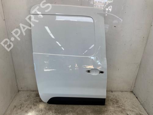 Used Right slide door Right slide door 38409022 38409022