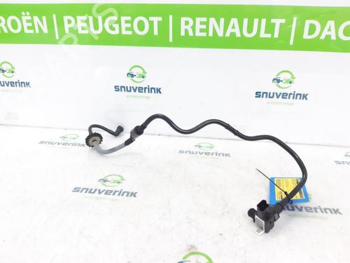 Used Pipe PEUGEOT 5008 II (MC_, MJ_, MR_, M4_) 1.2 THP (MRHNYH, MRHNYW, MRHNSJ, MRHNSU, MRHNSM) (131 hp) 16409160
