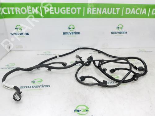 Used Wiring harness Wiring harness 21194808 21194808