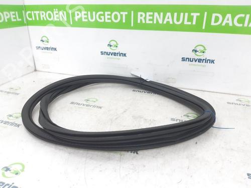 Rubber door seal PEUGEOT 208 II (UB_, UP_, UW_, UJ_) 1.2 PureTech 130 | BP24647397C142 