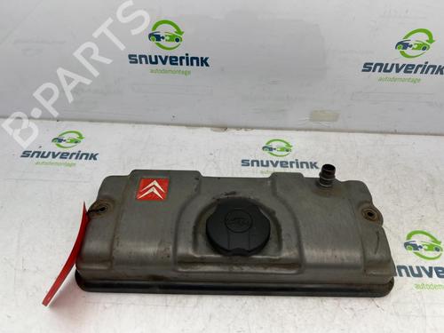 Used Valve cover CITROËN C2 (JM_) 1.1 (60 hp) 15358438