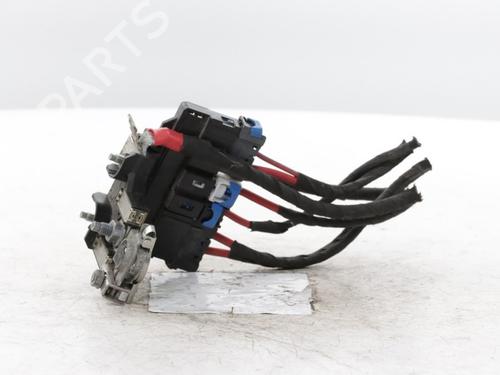 Fuse box RENAULT ZOE Hatchback Van (BFM_) Electric (BFMC, BFMD) | BP37263040E1 - Image 4