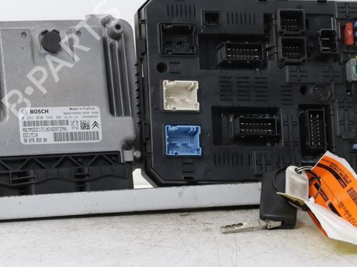 Used Engine control unit (ECU) Engine control unit (ECU) 38111304 38111304