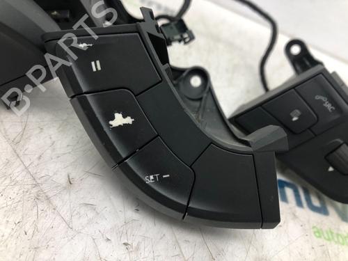 Steering wheel controls PEUGEOT 508 SW I (8E_) 2.0 HDi | BP15413562E15 