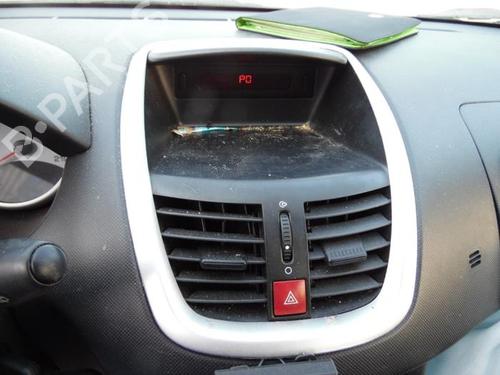 Switch PEUGEOT 206+ (2L_, 2M_) 1.4 i (2LKFWA, 2MKFWA) | BP40573261I30  - Image 21
