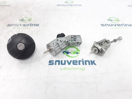 Used Ignition barrel CITROËN DS3 (SA_) 1.4 HDi 70 (SA8HP4) (68 hp) 24165351