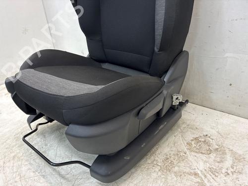 Left front seat CITROËN C4 SPACETOURER (3D_) 1.2 PureTech 130 | BP30185883C15 - Image 3