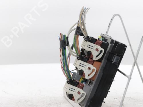 Fuse box CITROËN BERLINGO Box Body/MPV (B9) 1.6 VTi 95 | BP31960205E1 - Image 3