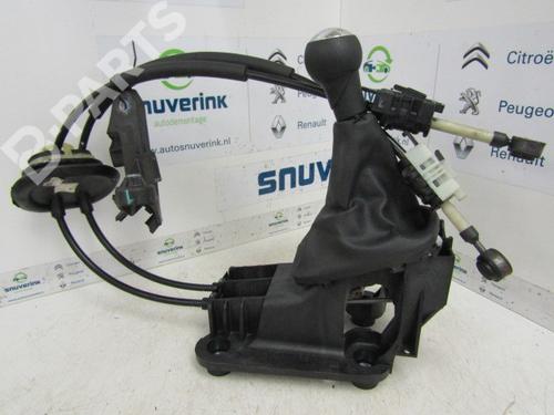 Used Manual gearbox selector Manual gearbox selector CITROËN C3 II (SC_) 1.2 VTi 82 (82 hp) 10790589 10790589