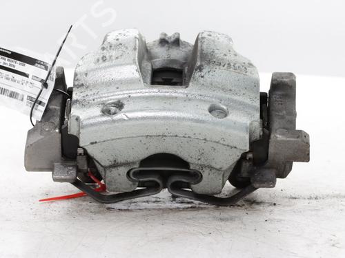 Used Right front brake caliper Right front brake caliper 38234640 38234640