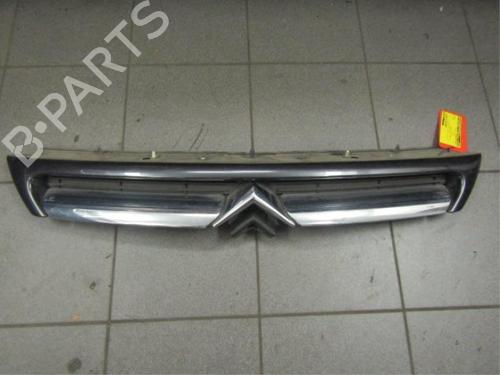 Used Grille Grille CITROËN C8 (EA_, EB_) 2.0 HDi (107 hp) 40589701 40589701