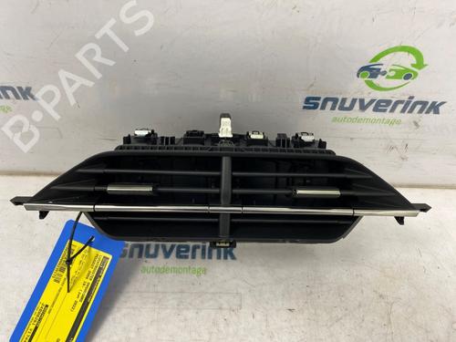 Air vent PEUGEOT 2008 II (UD_, US_, UY_, UJ_, UR_, UC_) 1.2 PureTech 100 (USHNK) | BP23120845I21