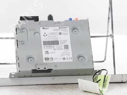 Used Radio Radio 37605475 37605475