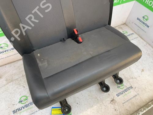 Right front seat PEUGEOT EXPERT Van (V_) 2.0 BlueHDi 120 | BP39211345C16 - Image 2