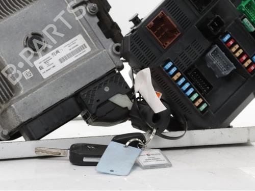 engine-control-unit-ecu-citroen-c4-cactus-2014-38111446 main image