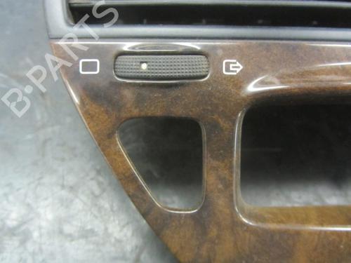 Air vent PEUGEOT 607 (9D, 9U) 3.0 V6 24V | BP21110933I21 
