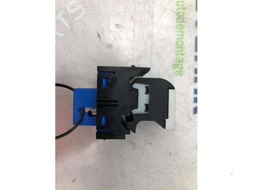 Switch DS DS 7 (J4_, JC_) E-TENSE 4x4 300 (J45GBU) | BP40580864I30 - Image 8