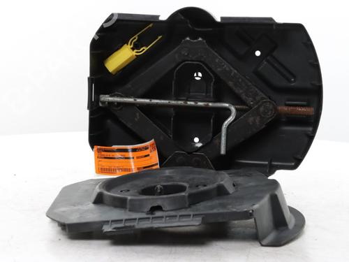 Kit pneu suplente Kit pneu suplente 38110767 38110767