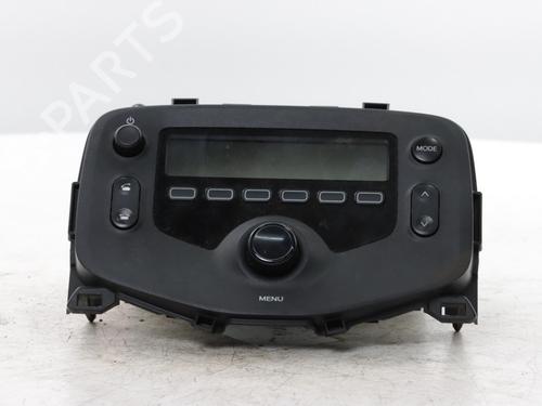 Used Radio Radio 37072103 37072103