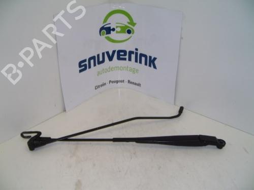 Used Front windshield wiper arm CITROËN C1 (PM_, PN_) 1.0 (68 hp) 24161568