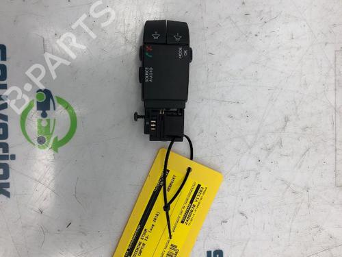 Used Steering wheel controls RENAULT CAPTUR I (J5_, H5_) 0.9 TCe 90 (90 hp) 24159591